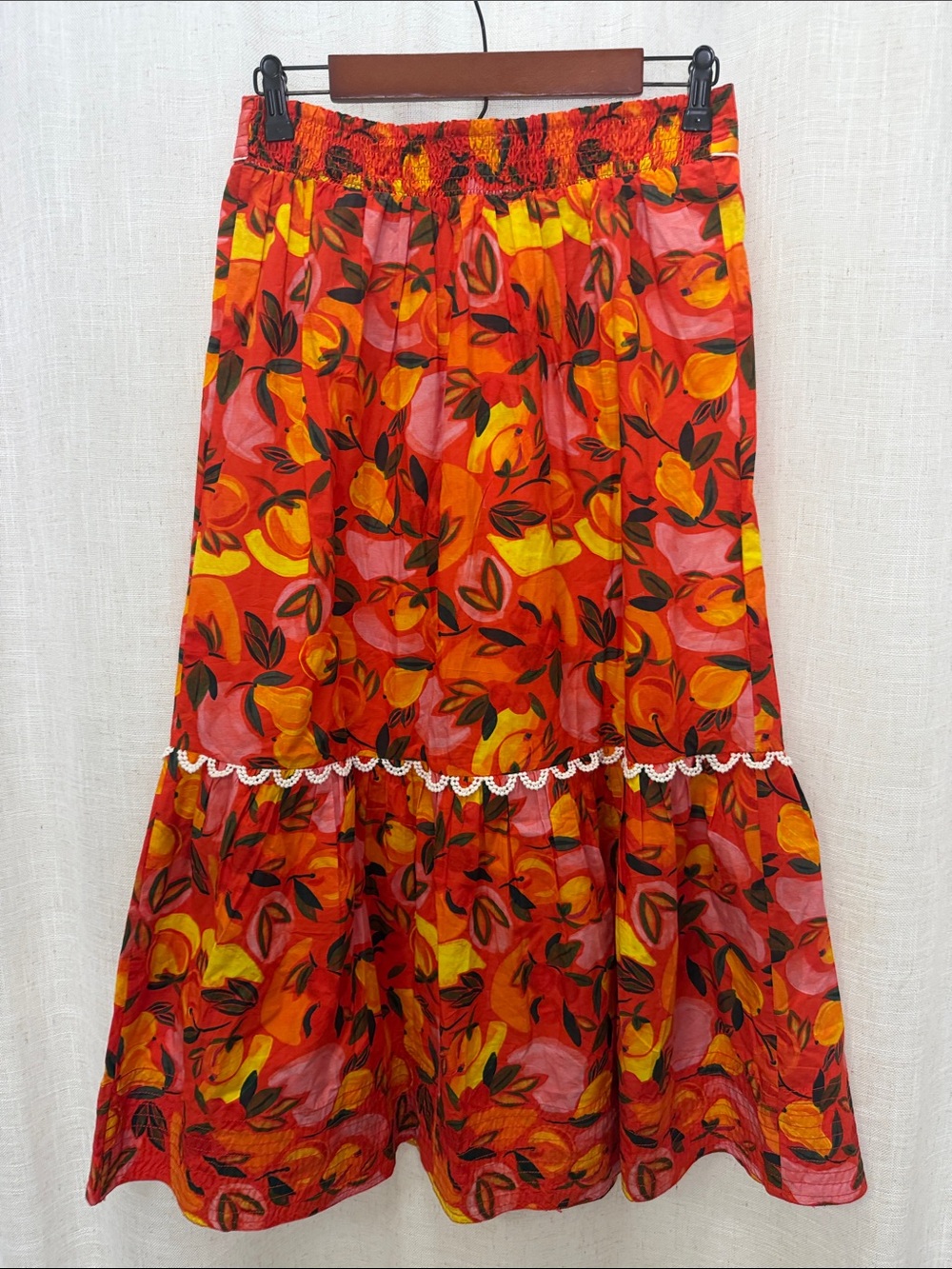 Farm Rio Anthropologie Floral Red Tiered Midi Skirt Size Medium Brand New W/Tags - Picture 2 of 11